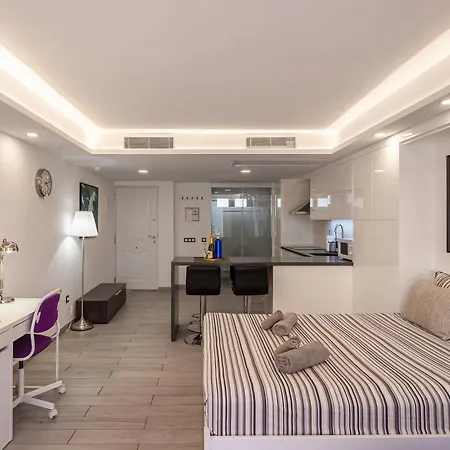 Modern & Elegant Loft Daire