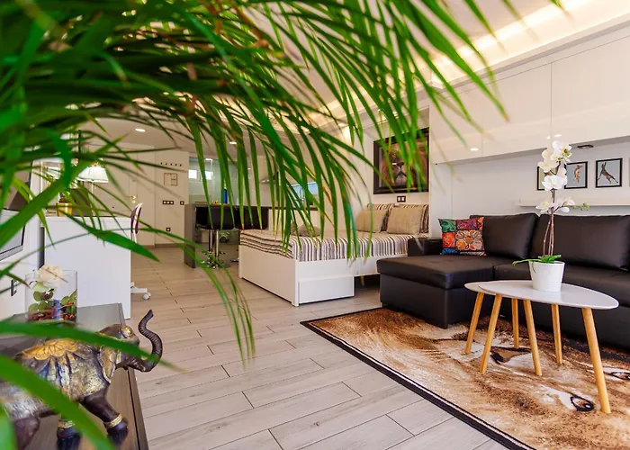 Modern & Elegant Loft Daire