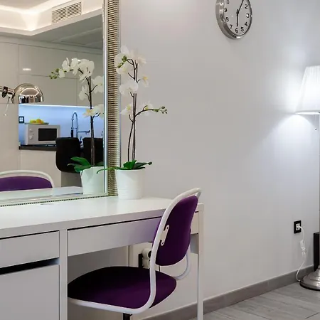 דירה Modern & Elegant Loft