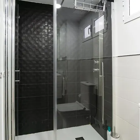 Modern & Elegant Loft דירה