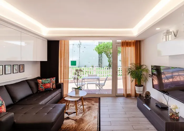 Modern & Elegant Loft Апартаменты